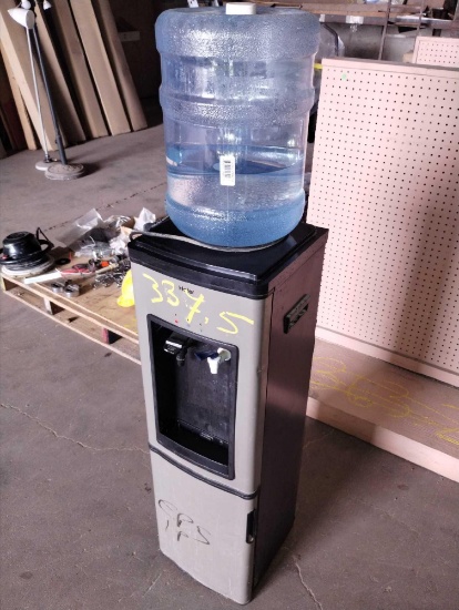 Water Dispenser