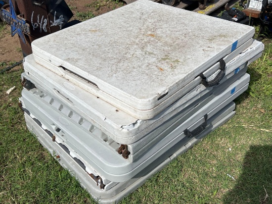 Folding Tables