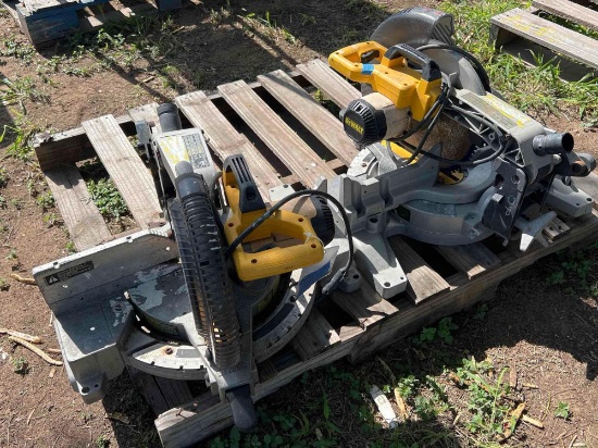 2 Dewalt Saw Mitre DW715