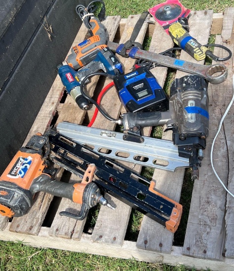 Framing Nailers, Power Invertor, Drill, Backing Pad, Lithium Battery, Saw, and Wrench