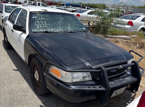 2009 Ford Crown Victoria Passenger Car, VIN # 2FAHP71V49X148626