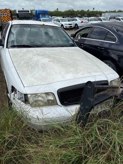 2009 Ford Crown Victoria Passenger Car, VIN # 2FAHP71V69X118754
