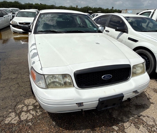 2007 Ford Crown Victoria Passenger Car, VIN # 2FAFP71W17X137452