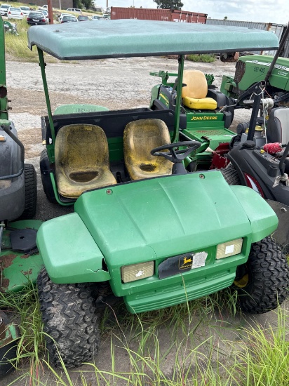 John Deere 4X2 Gator