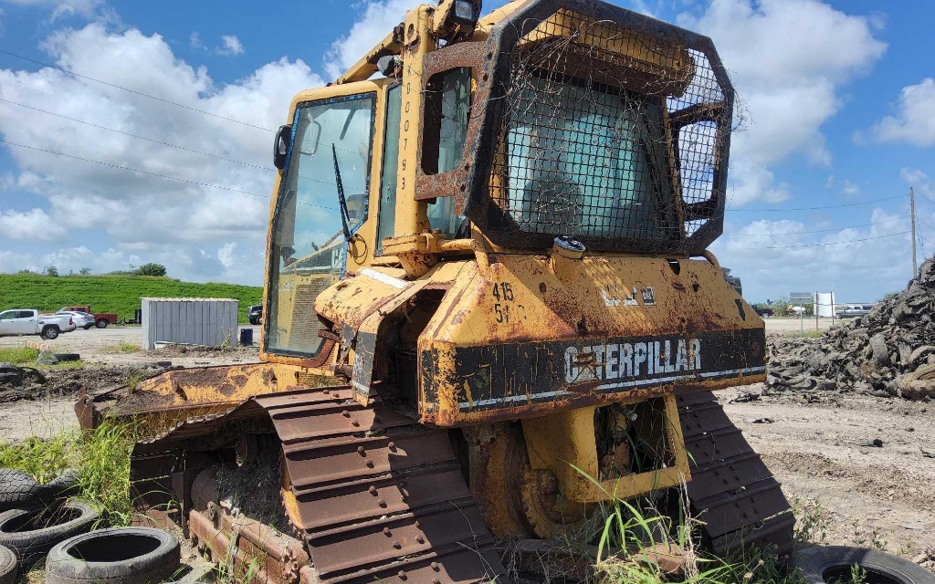 TOPADOR FRONTAL CATERPILLAR D5