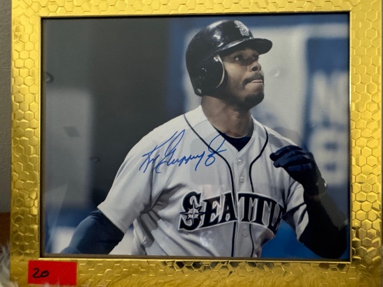 Ken Griffey Jr. 8x10