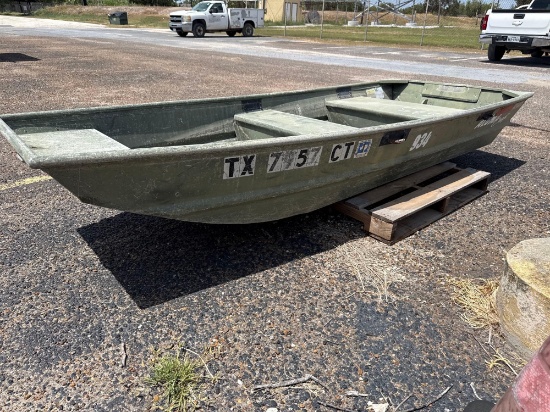 2014 Alumacraft Boat