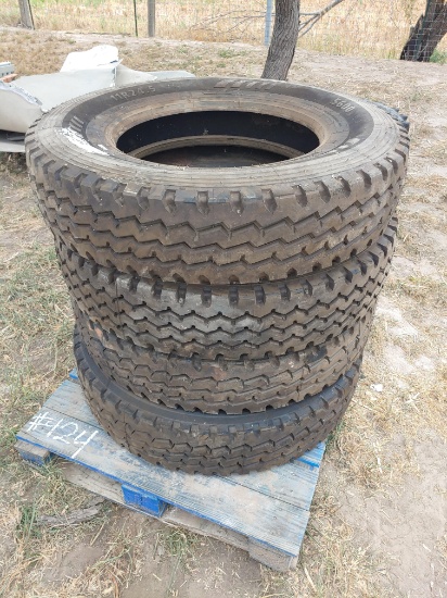 (4) 11R24.5 Tires