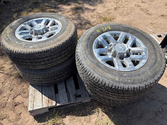 LT 265/70 R18 Tires with Rims