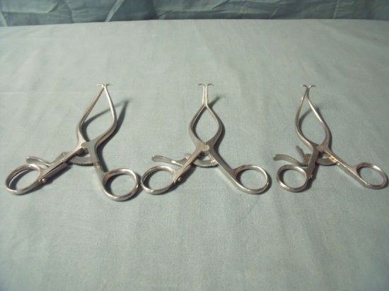 Lot of 3 Spectrum & Zimmer Perineal Retractor ! Lot #2