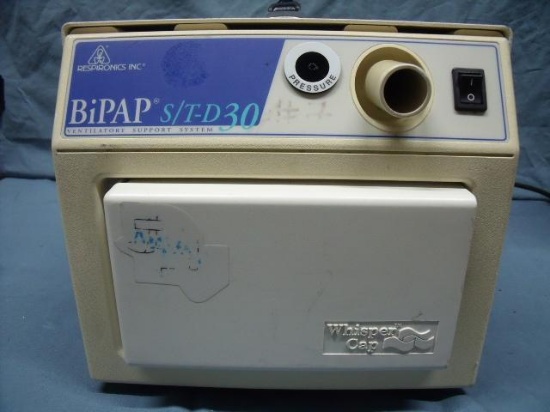 BIPAP S/T-D30 VENTILATORY SUPPORT SYSTEM MODEL 552009 TURNS ON AND BLOWS