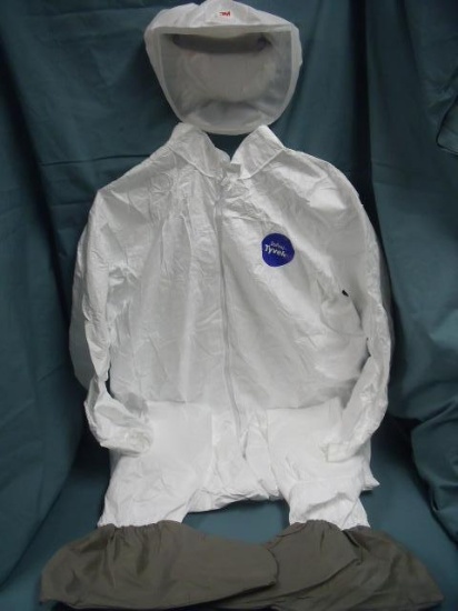 UNUSED 3M S-433S HOOD HEADGEAR W DUPONT TYVEK 2XL COVERALLS