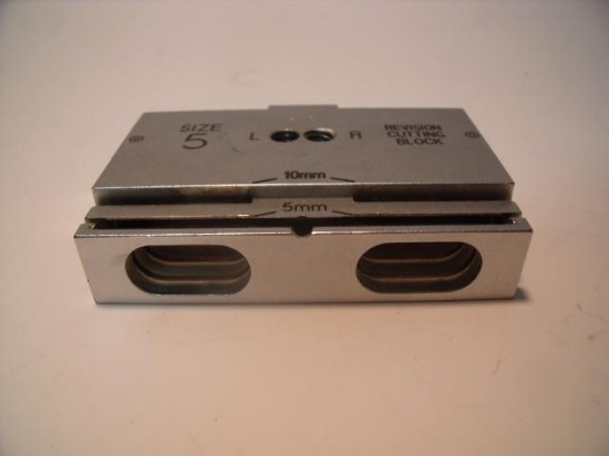 RICHARDS 71440134 60707902 SIZE 5 REVISION CUTTING BLOCK !