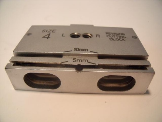 RICHARDS 71440132 60707900 SIZE 4 REVISION CUTTING BLOCK !