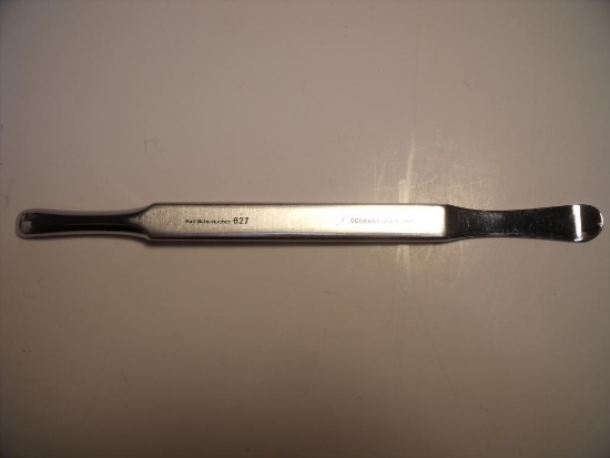 KARL SCHUMACHER PEL0627 ELEVATOR 12B BAYONET, X-LARGE SPADE !