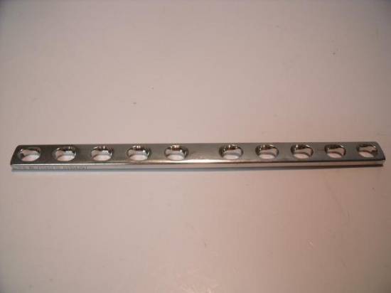 RICHARDS SMITH AND NEPHEW 71141410 NARROW COMPRESSION PLATE !O 10.2