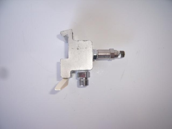 FAIRFIELD UNTESTED CLAMP AND OXYGEN ADAPTER!