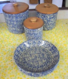 Henn/Roseville Pottery Spongeware