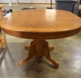 Oak Pedistal Table