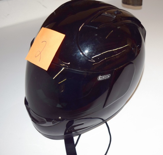 XL Icon Motorcycle Helmet
