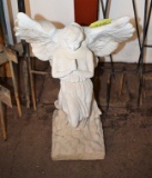 ANGEL GARDEN ORNAMENT