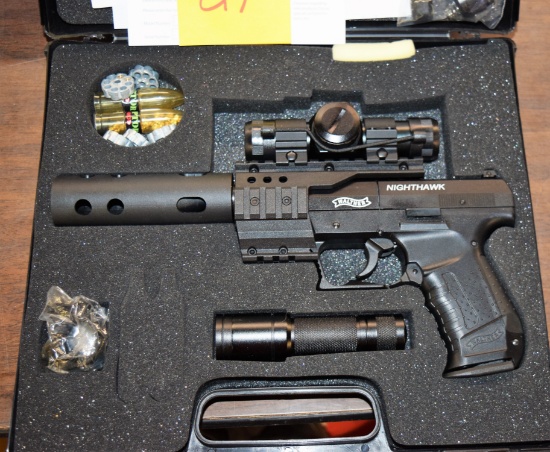 Walther Nighthawk Co2 Pellet Pistol in Case