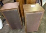 SET OF 2 VINTAGE AMERICAN ACOUSTICS LABS SPEAKERS - PICK UP ONLY