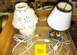 2 small lamps