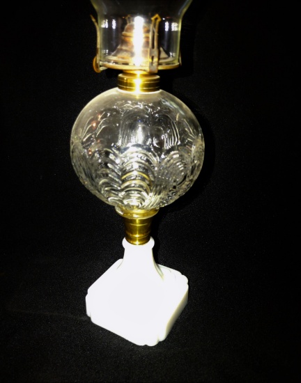 ANTIQUE 10" OIL LAMP