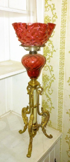 CRANBERRY, BRASS & ONYX BANQUET OIL LAMP - PICK UP ONLY