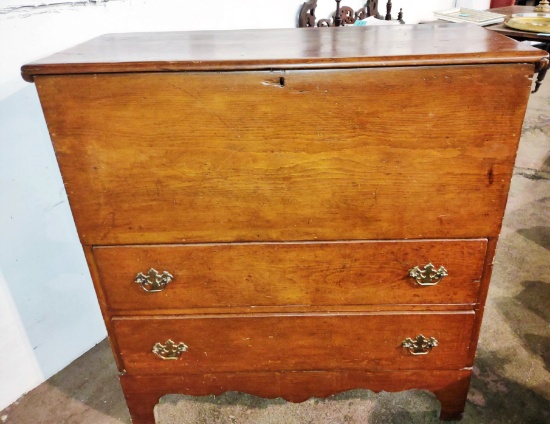 1800's PINE MULE CHEST - PICK UP ONLY