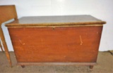 1800's PAINTED CHEST IN RED (split top)