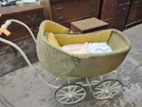 VINTAGE BABY CARRIAGE - PICK UP ONLY