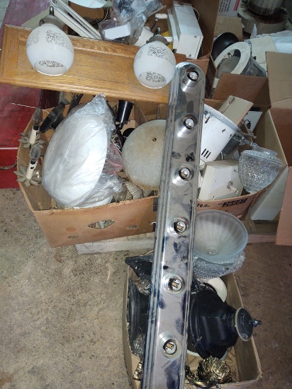 LARGE LOT OF MISCELLANEOUS LIGHTS, FIXTURES, ETC. - PICK UP ONLY