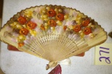 ANTIQUE LADIES HAND PAINTED FAN