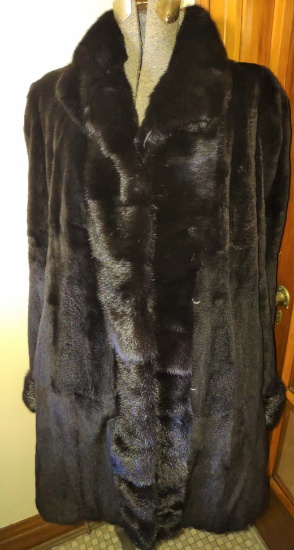 LADIES 3/4 LENGTH REVERSIBLE SHEARED MINK COAT (Size 16)