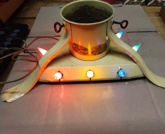 VINTAGE NOMA METAL LIGHT UP CHRISTMAS TREE STAND with DECAL
