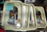SET OF SMALL TRAYS