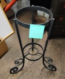 PLANT STAND - PICK UP ONLY