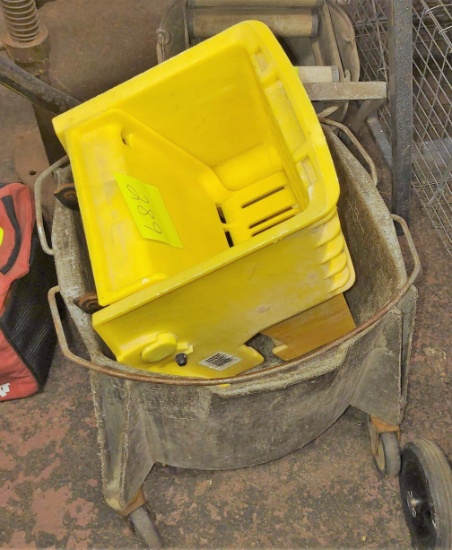 MOP BUCKET - PICK UP ONLY