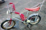 VINTAGE CHILD'S SCHWINN STING-RAY 