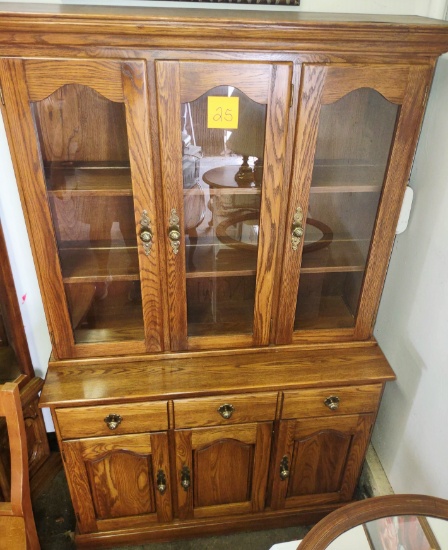 OAK HILL COLLECTION GLASS FRONT CHINA CABINET by TEMPLE STUART - PICK UP ONLY