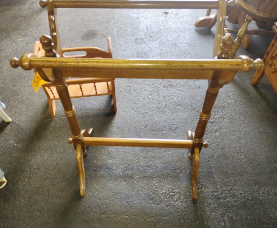 QUILT HOLDER & MAGAZINE RACK - PICK UP ONLY
