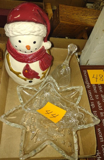 SNOWMAN COOKIE JAR & MISC. CHRISTMAS GLASSWARE - PICK UP ONLY