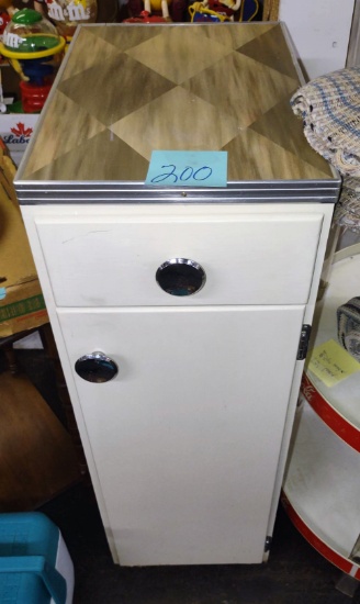 VINTAGE CABINET - PICK UP ONLY