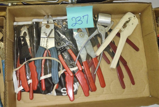 TOOLS - PICK UP ONLY