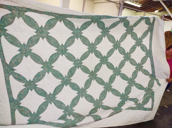 QUILTED BEDSPREAD (88" X 106") - PICK UP ONLY