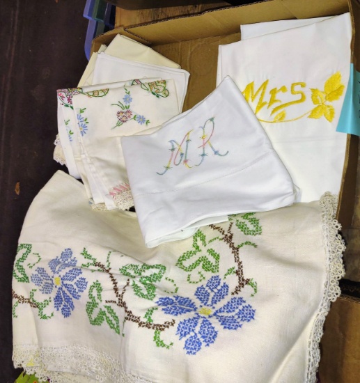 VINTAGE LINENS