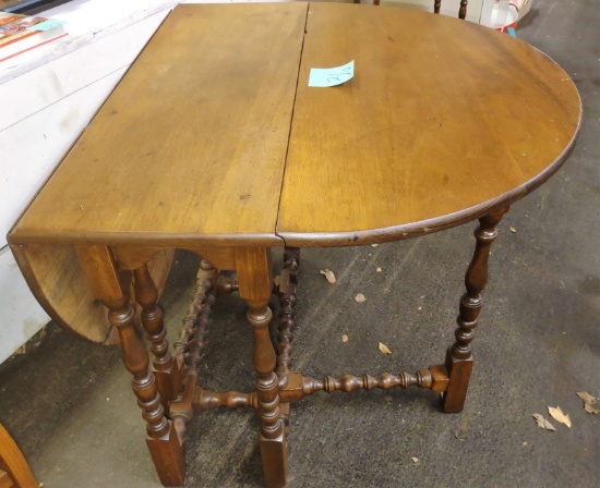 VINTAGE WALNUT GATELEG TABLE - PICK UP ONLY