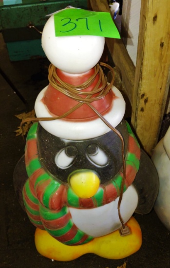 PENGUIN BLOW MOLD - PICK UP ONLY